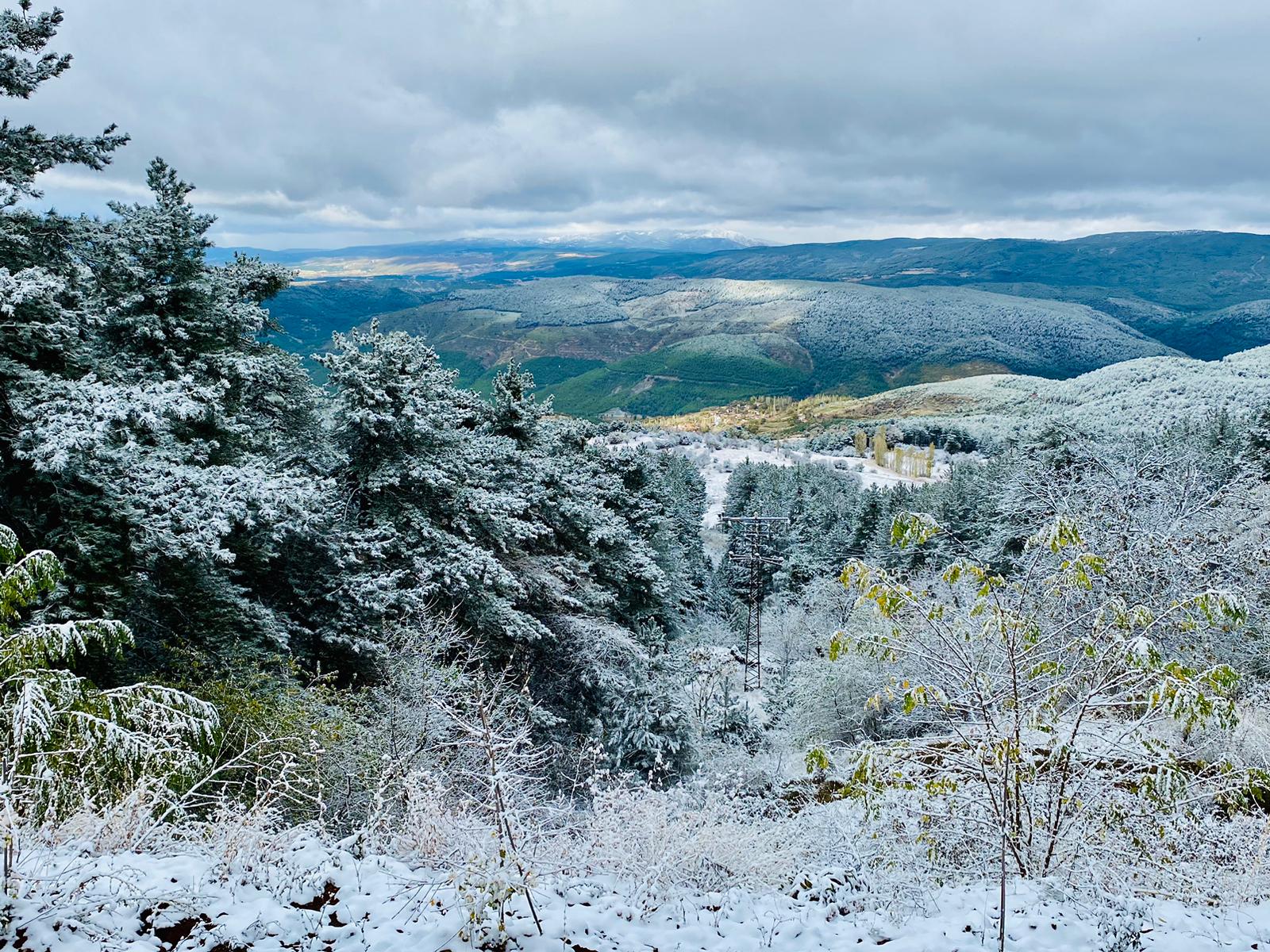 KARLA KAPLANAN MURAT DAĞI KARTPOSTALLIK GÖRÜNTÜSÜ İLE BÜYÜLEDİ