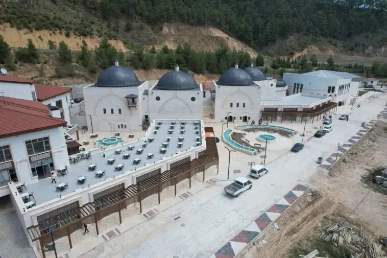 YILLIK BAKIMLARI YAPILAN ILICA TERMAL TATİL KÖYÜ, HİZMETE DEVAM EDİYOR