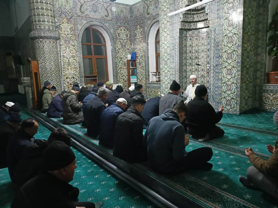 GEDİZ MÜFTÜSÜ SEBAHATTİN TURAN’DAN TÜRK ORDUSNA VE ŞEHİTLER İÇİN DUA PROGRAMI