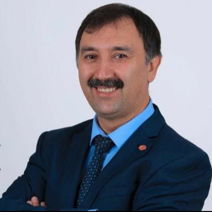 GEDİZ’DE ERDOĞAN DİRİCAN CHP’DEN BELEDİYE BAŞKAN ADAYI OLDUĞUNU AÇIKLADI