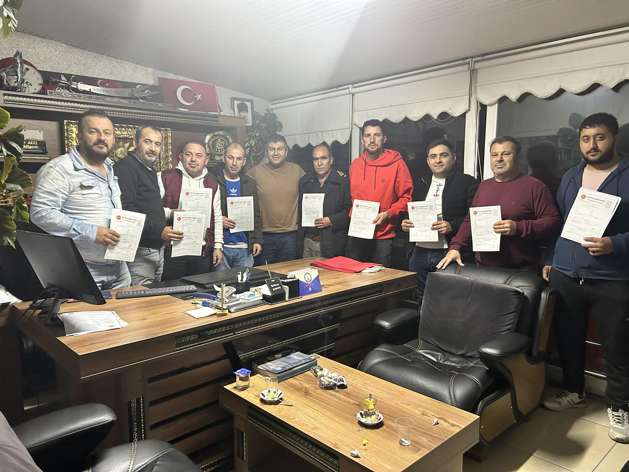 GEDİZ’DE SİYASİLERİN SEÇİM ÇALIŞMALARI DEVAM EDİYOR