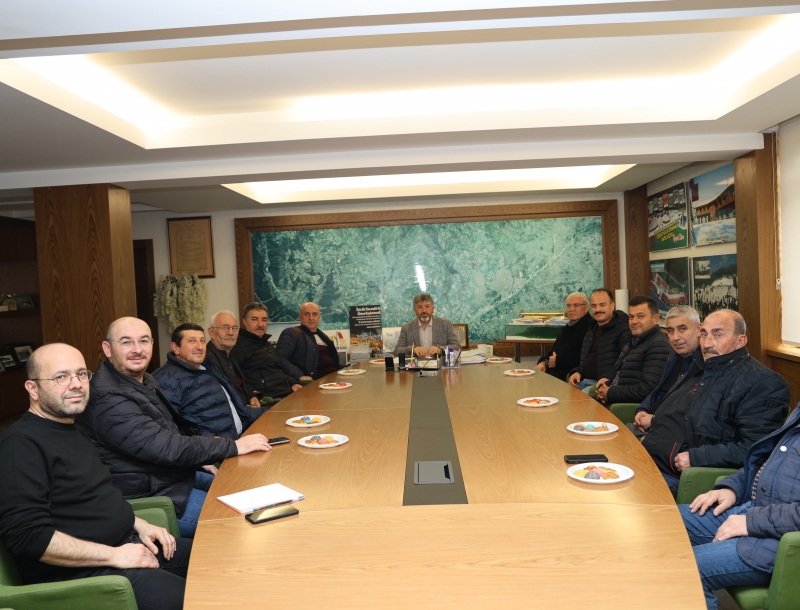 BAŞKAN AKÇADURAK MAHALLE MUHTARLARI İLE BİR ARAYA GELDİ