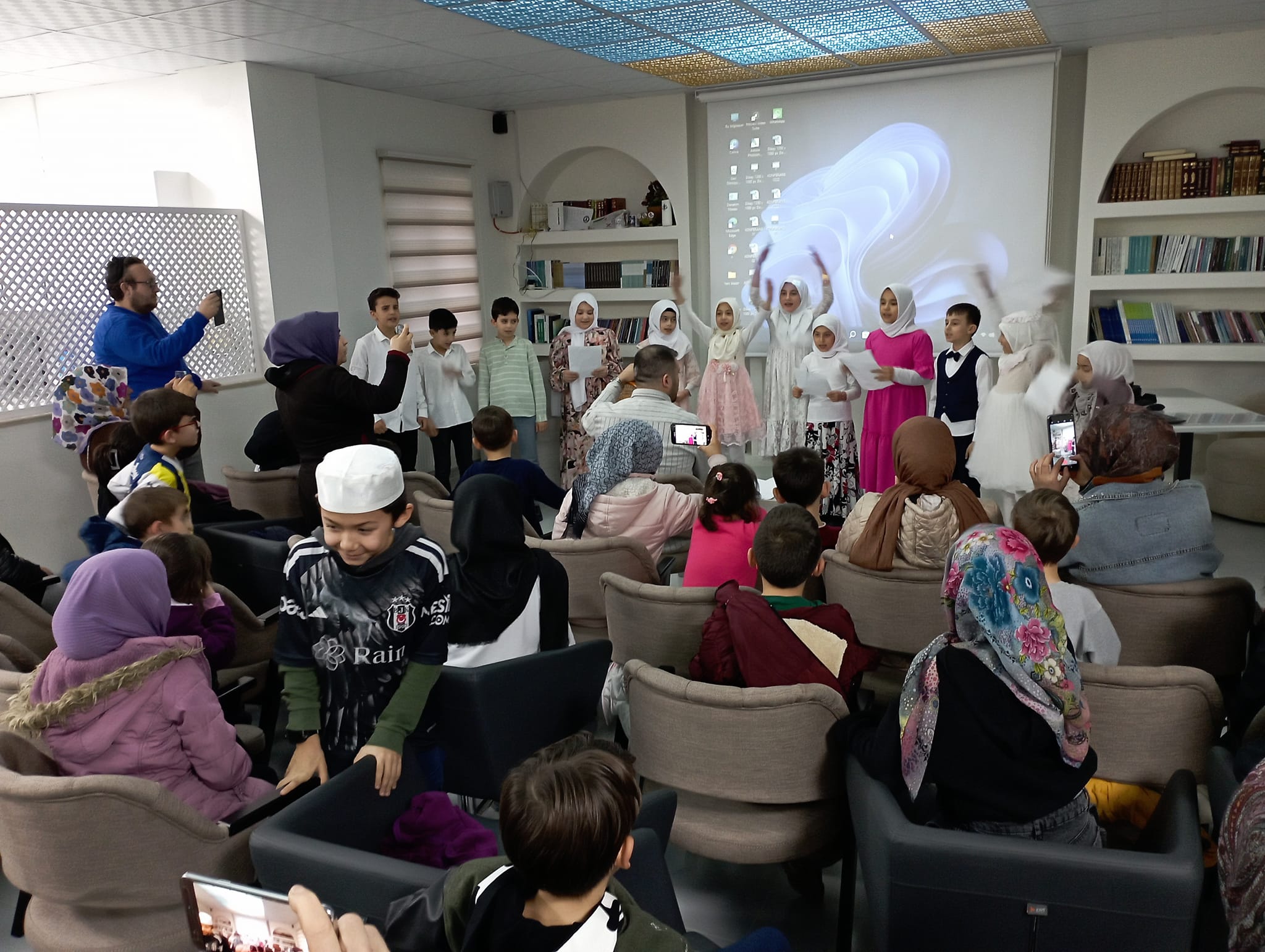 GEDİZ GENÇLİK MERKEZİNDE “MEKKE’NİN FETHİ” GENÇLİK BULUŞMASI DÜZENLENDİ