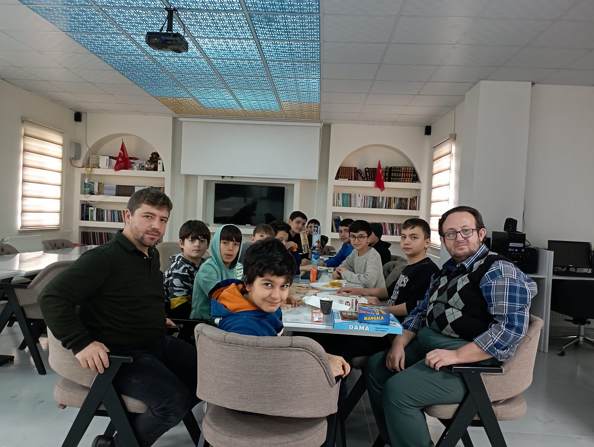 GEDİZ’DE YARIYIL TATİLİNDE GENÇLİĞE DEĞER KAMPI