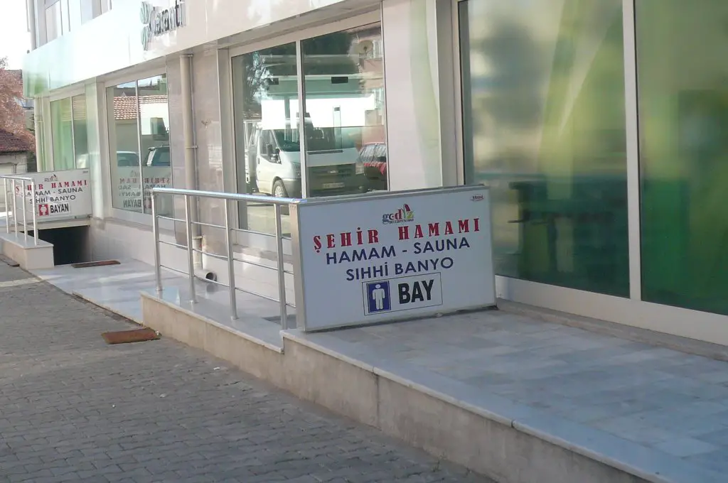 GEDİZ’DE ŞEHİR HAMAMI YENİDEN HİZMETTE