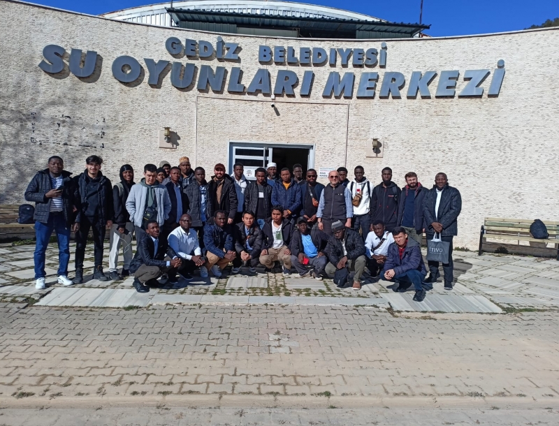 YABANCI ÖĞRENCİLER’DEN, ILICA TERMAL TATİL KÖYÜ ZİYARETİ