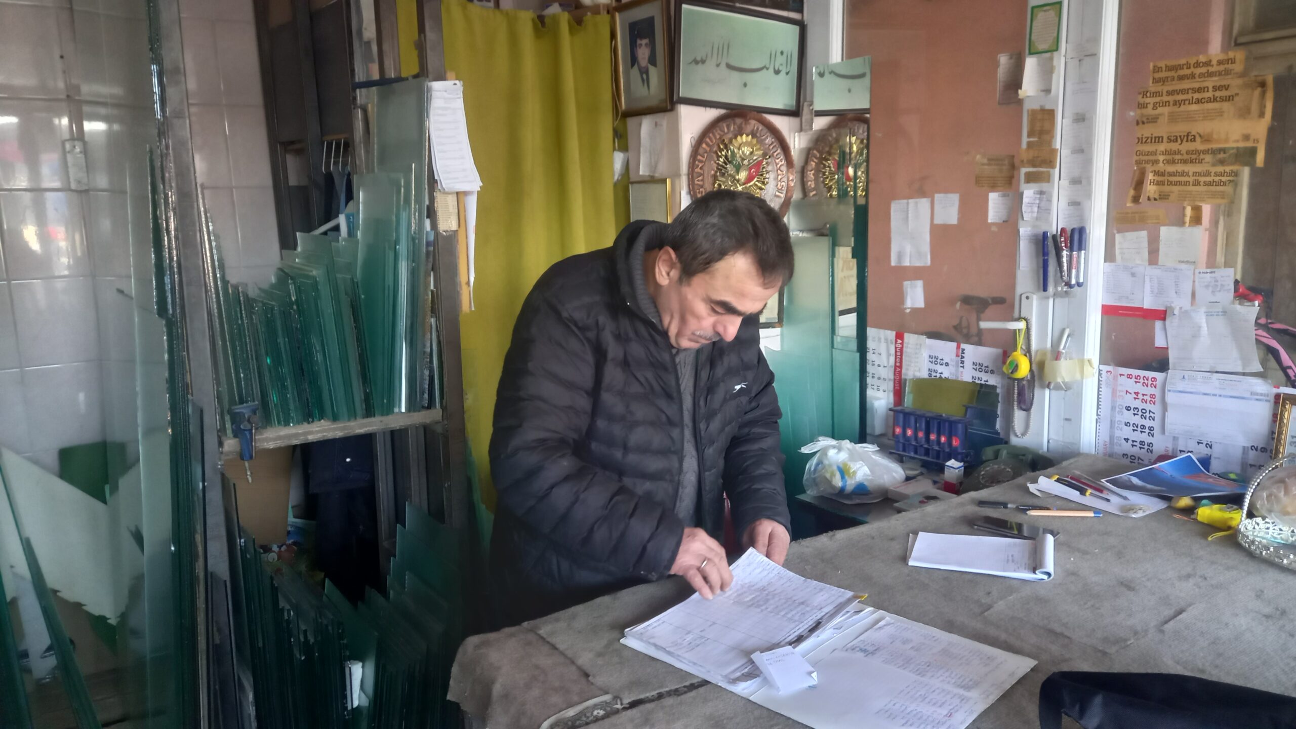 ÜNİVERSİTE ÖĞRENCİLERİNE BURS İMKANI SAĞLIYOR