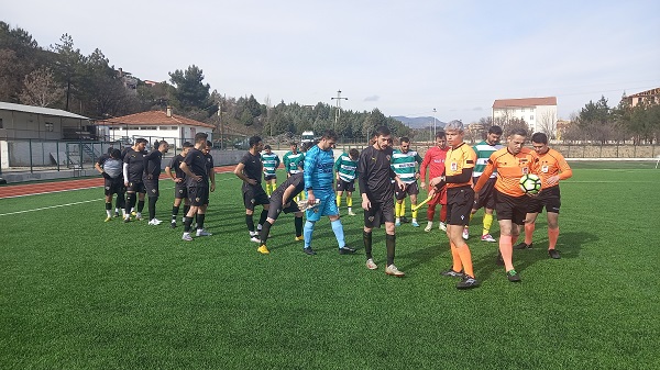 PLAY OFF MAÇLARINDA GEDİZ ALTINKENT 6-0 KAZANDI