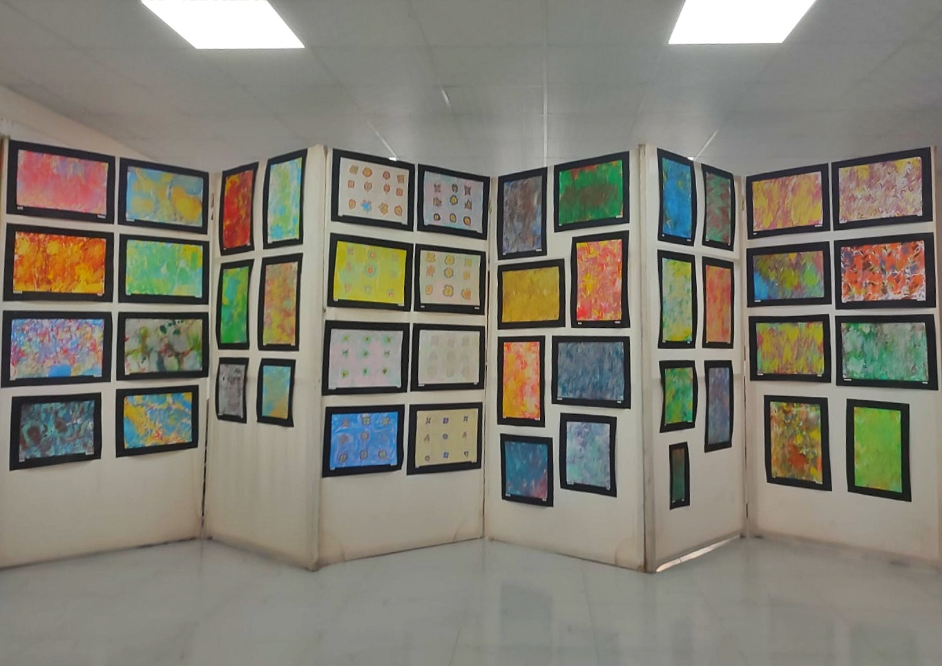 Gediz’de Ebru Sergisi Açıldı