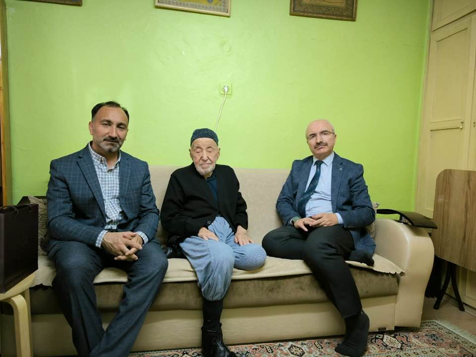 MÜFTÜ SEBAHATTİN TURAN’DAN YAŞLILARI ZİYARET