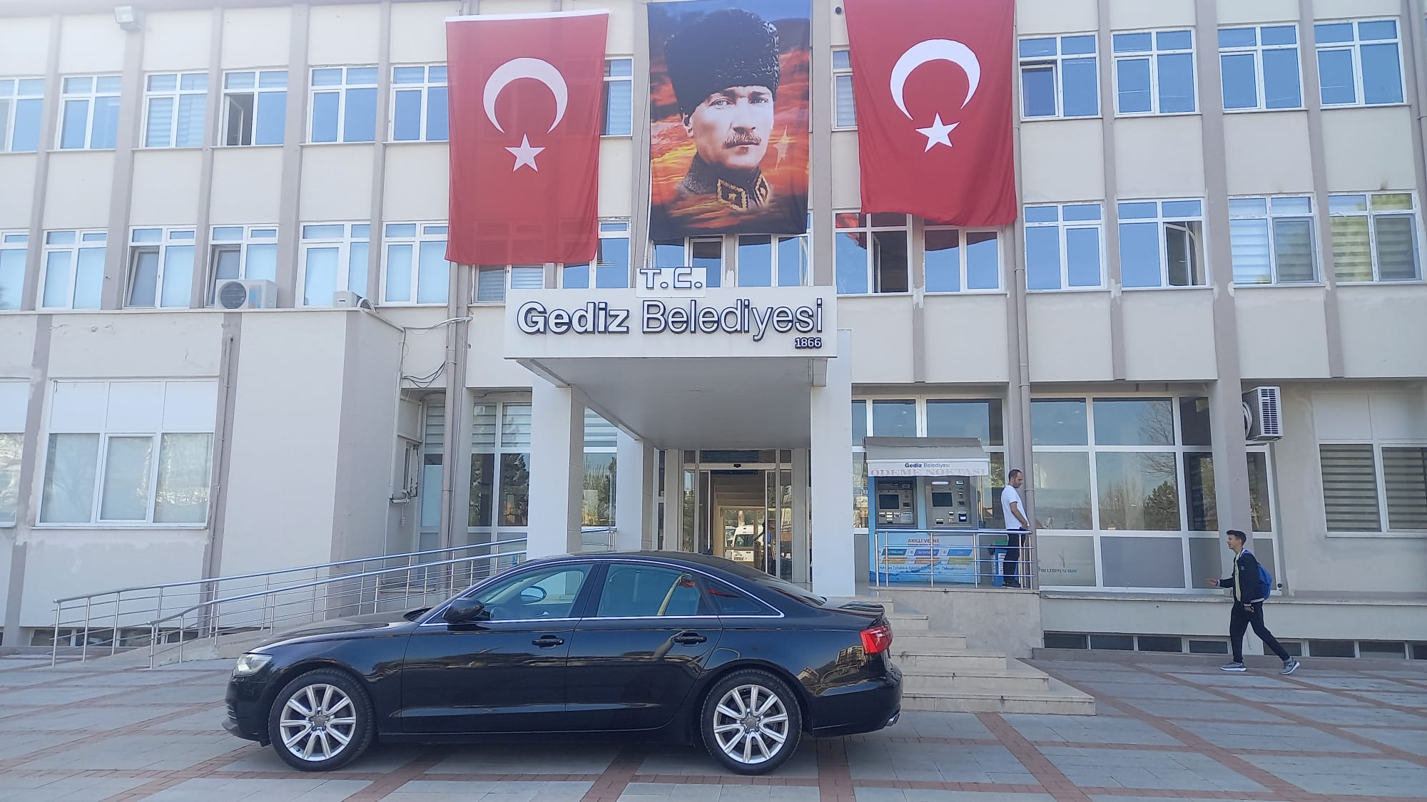 GEDİZ BELEDİYESİNDE TC İBARESİ GERİ GELDİ