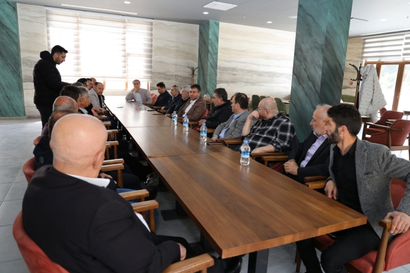 BAŞKAN AKEL MUHTARLARLA İLK TOPLANTISINI GERÇEKLEŞTİRDİ