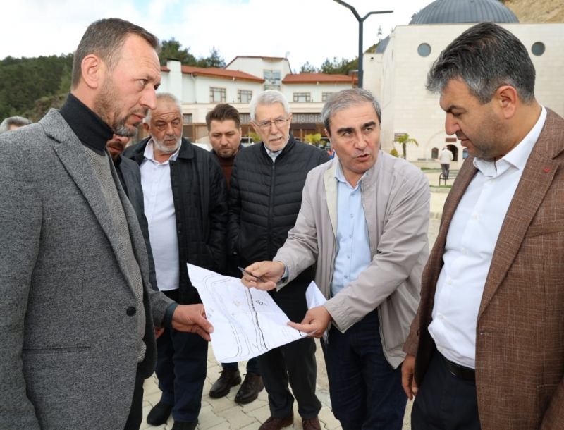 BAŞKAN AKEL, ILICA TERMAL TATİL KÖYÜ’NDE İNCELEMELERDE BULUNDU