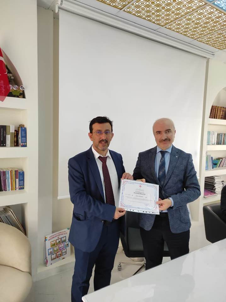 GEDİZ TASHİH-İ HURUF KURSUNU TAMAMLAYAN HOCALARA BAAŞRI BELGESİ VERİLDİ