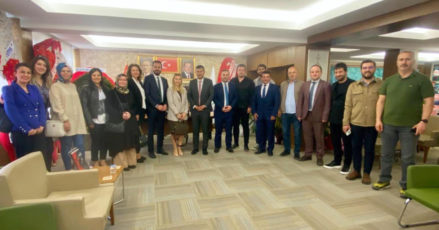 BAŞKAN AKEL’E HAYIRLI OLSUN ZİYARETLERİ YOĞUN ŞEKİLDE DEVAM EDİYOR