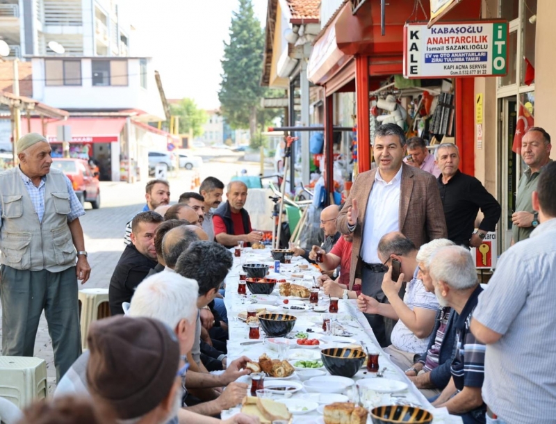 BAŞKAN AKEL’DEN, KAHVALTI BULUŞMALARI