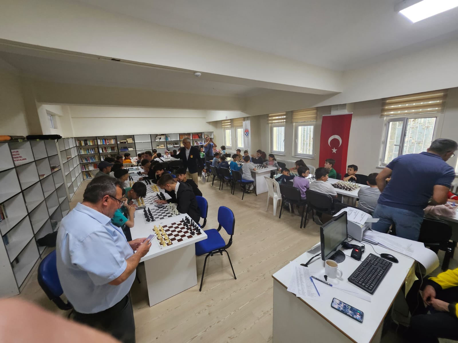 GEDİZ’DE SATRANÇ TURNUVASI DÜZENLENDİ