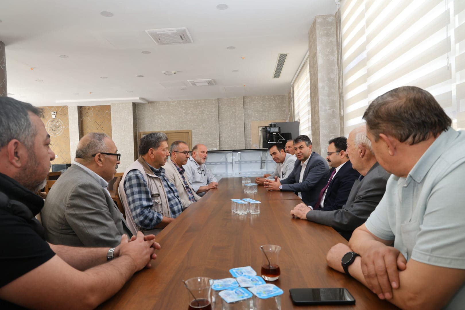 KAYMAKAM ALKAN ve BAŞKAN AKEL, STK’LAR İLE BİR ARAYA GELDİ