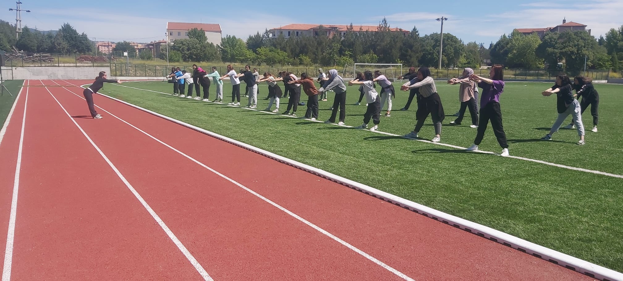 “GENÇLER SABAH SPORUNDA BULUŞUYOR”