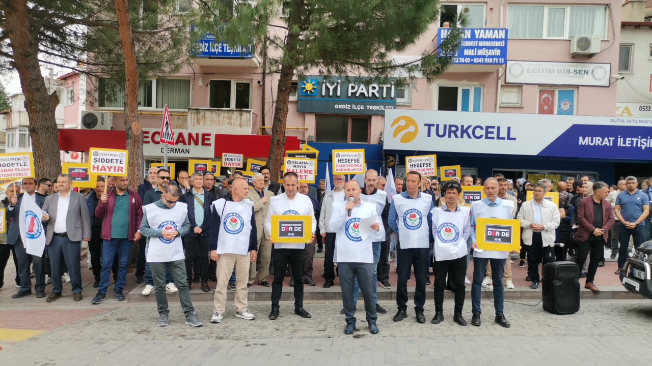 EĞİTİM-BİR-SEN GEDİZ İLÇE TEMSİLCİLİĞİNDEN TEPKİ; ÖĞRETMEN ÖLÜYOR MECLİS UYUYOR