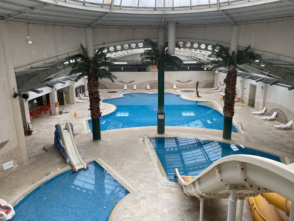GEDİZ ILICA TERMAL TATİL KÖYÜNDE AQUAPARKLAR DÖNÜŞÜMLÜ KULLANILACAK