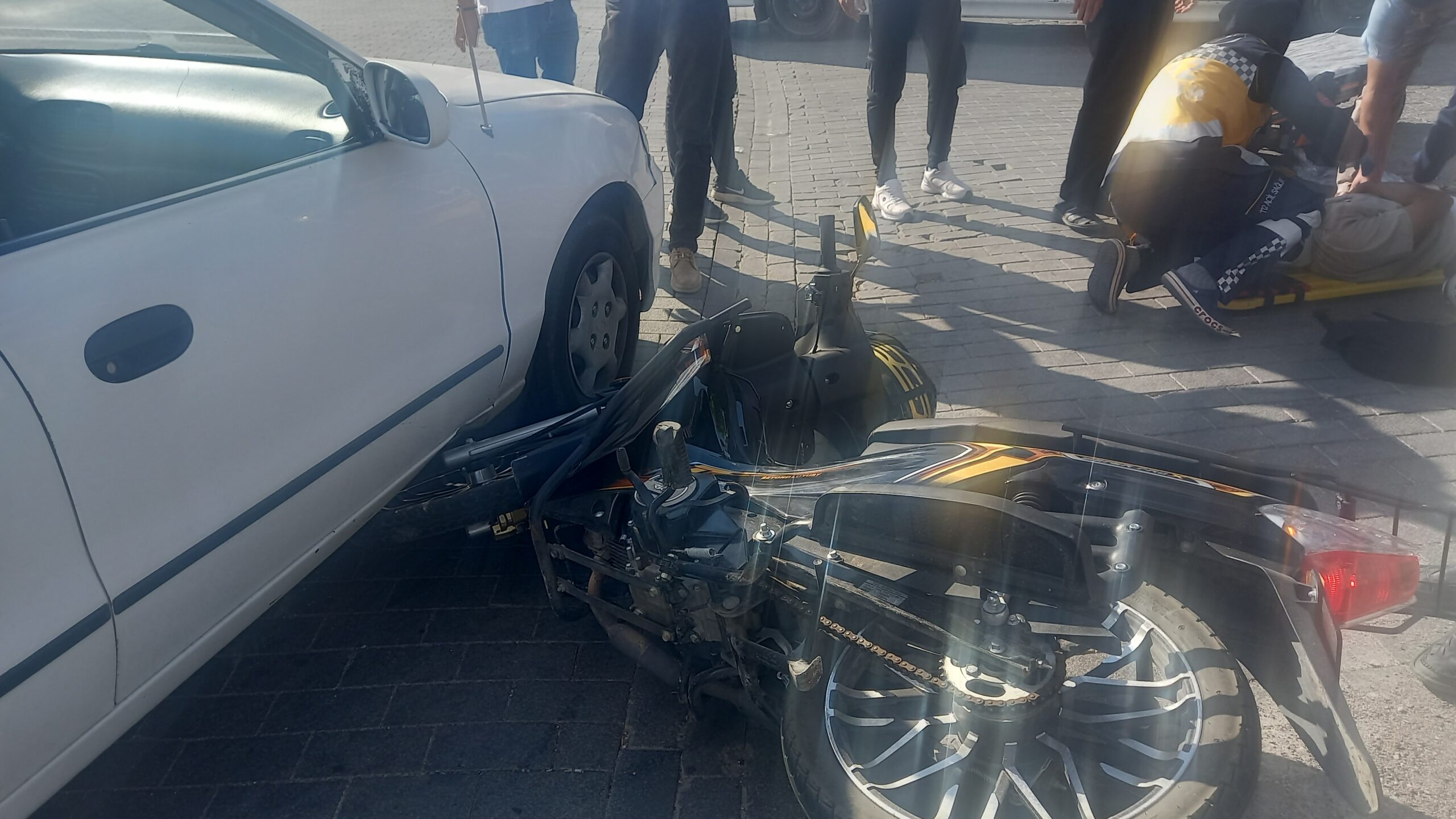 Gediz’de hatalı sollama kaza getirdi 1 yaralı