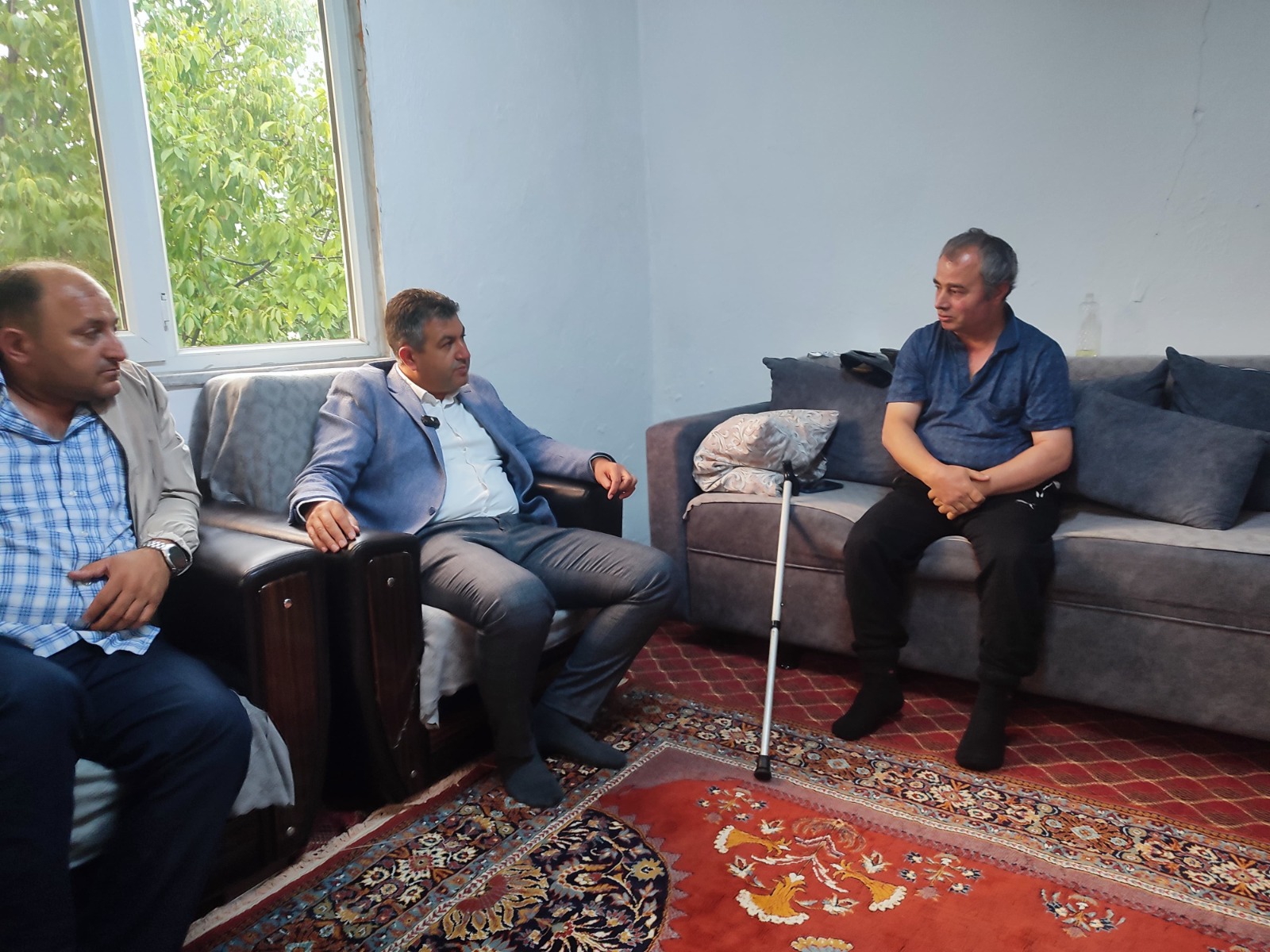 GEDİZ’DE BELEDİYE BAŞKANI NECDET AKEL’DEN ANLAMLI DESTEK