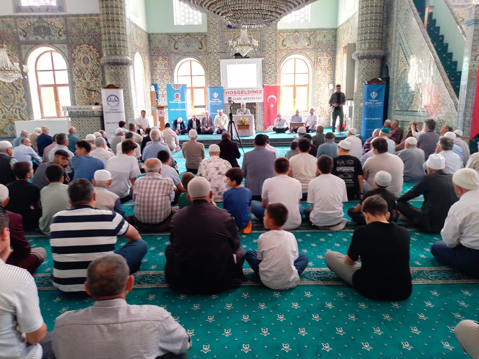GEDİZ’DE GÖNÜLLER KUR’AN-I KERİM İLE HUZUR BULDU