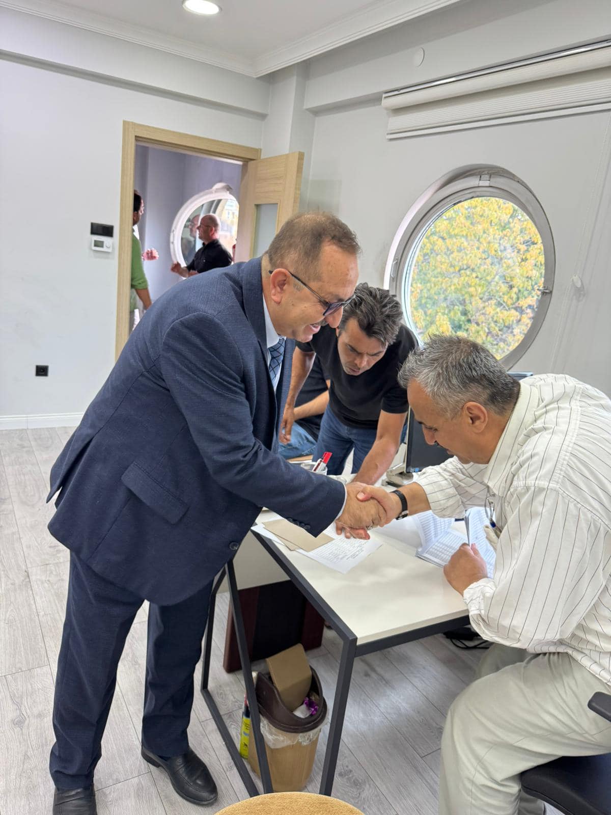 GEDİZ İLÇESİNDE AK PARTİ 8. OLAĞAN KONGRESİ DELEGE SEÇİMLERİ GERÇEKLEŞTİRİLDİ