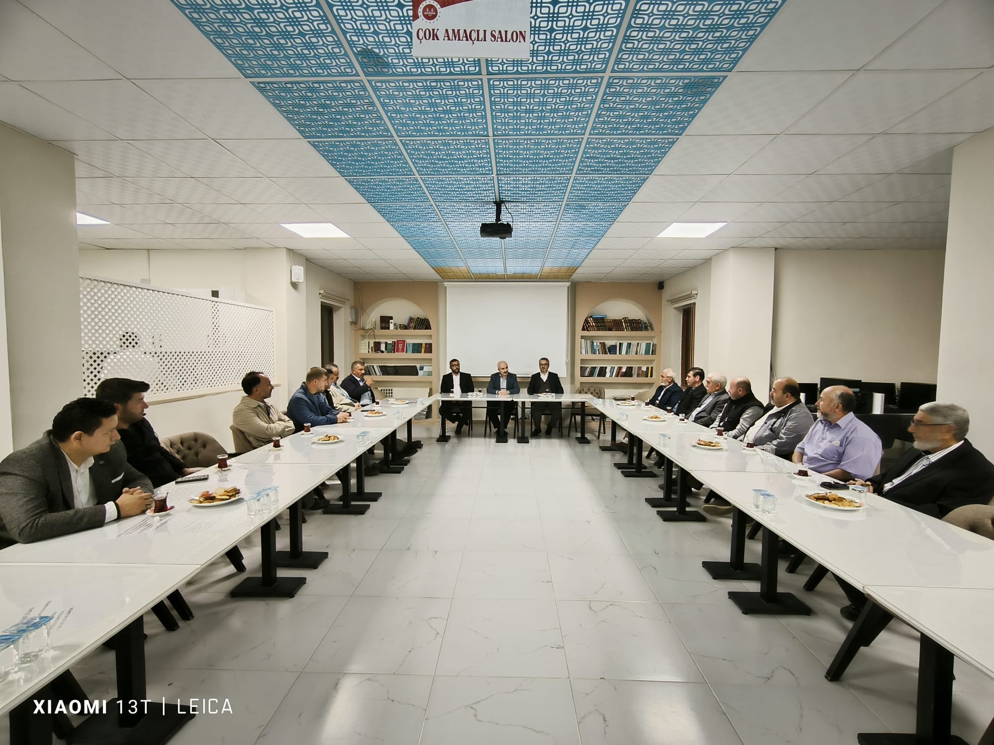 EMEKLİ DİN GÖREVLİLERİ HASBİHAL PROGRAMI İLE BİR ARAYA GELDİ