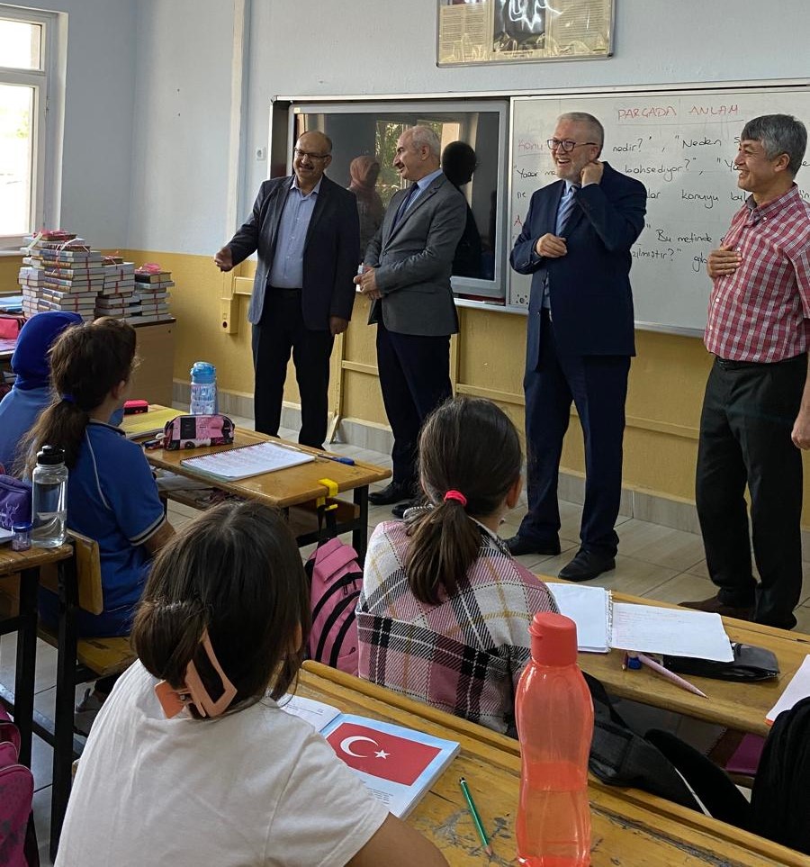 GEDİZ’DE 1 EYLÜL İMAM HATİP ORTAOKULU’NDAN GELENEKSEL EĞİTİM BAŞLANGICI