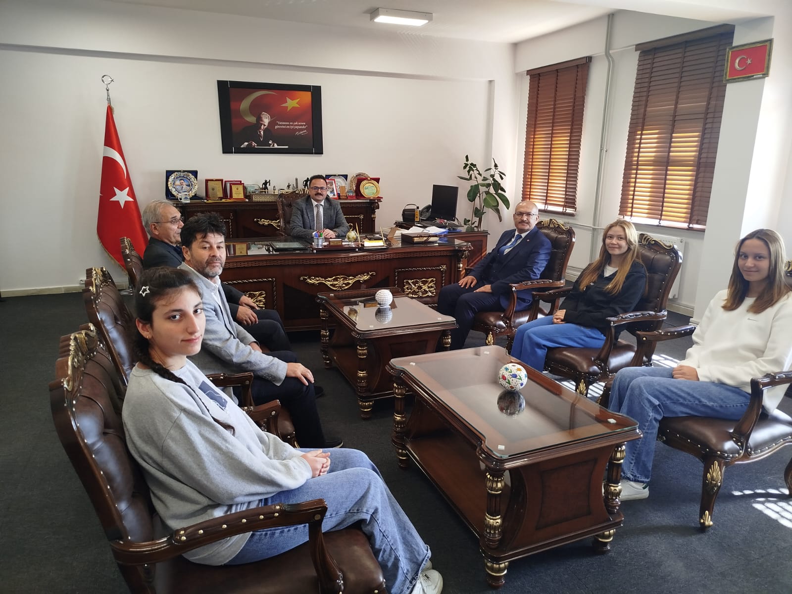 GEDİZ’DE AHİLİK HAFTASI ETKİNLİKLERİ KAPSAMINDA ANLAMLI ZİYARETLER