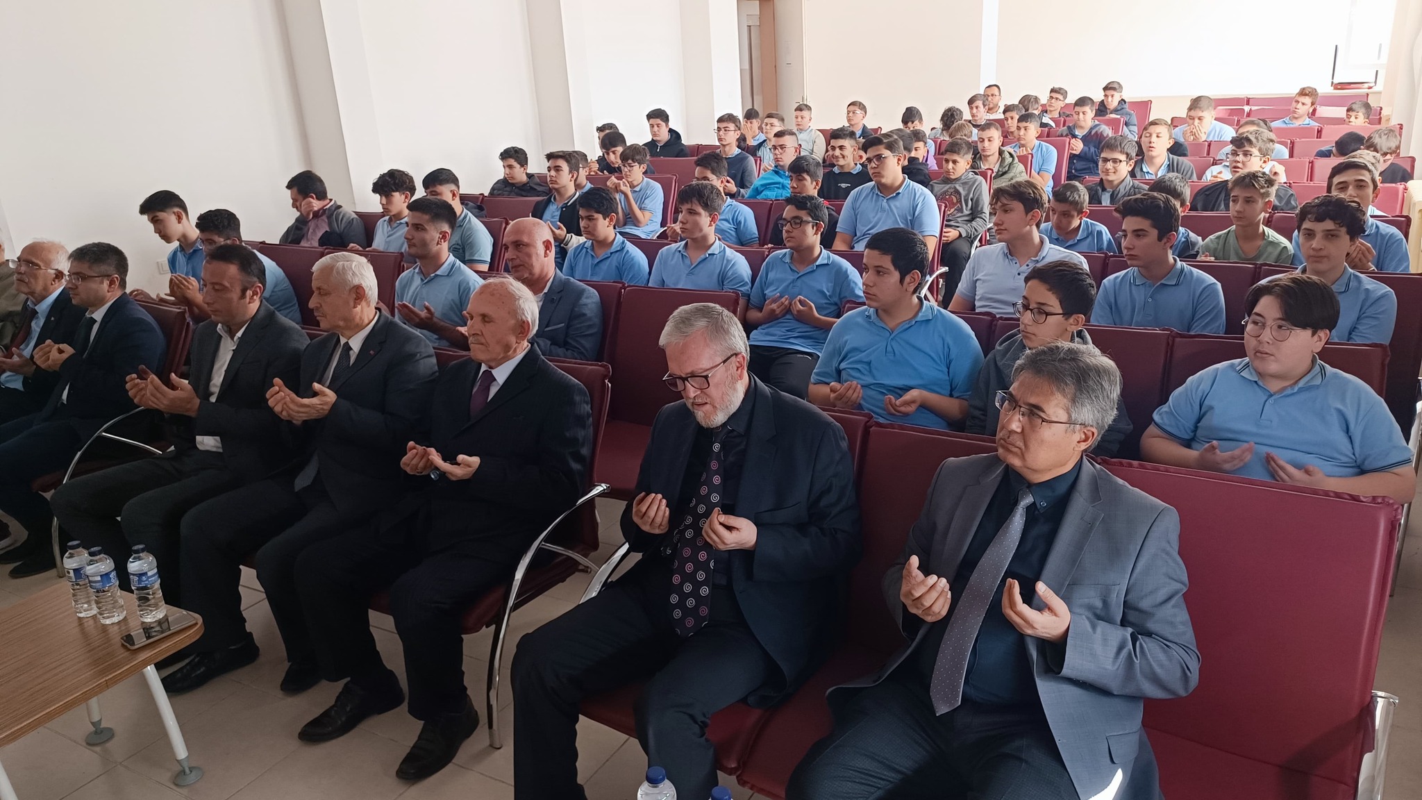 Gediz’de İmam Hatip Okullarının 73. Yıl Dönümü Coşkuyla Kutlandı