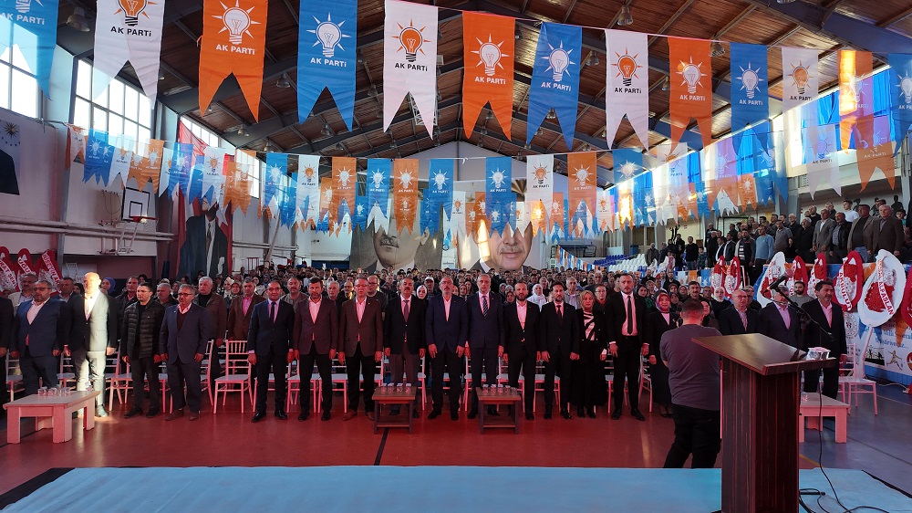 AK PARTİ GEDİZ 8. OLAĞAN KONGRESİ GERÇEKLEŞTİ