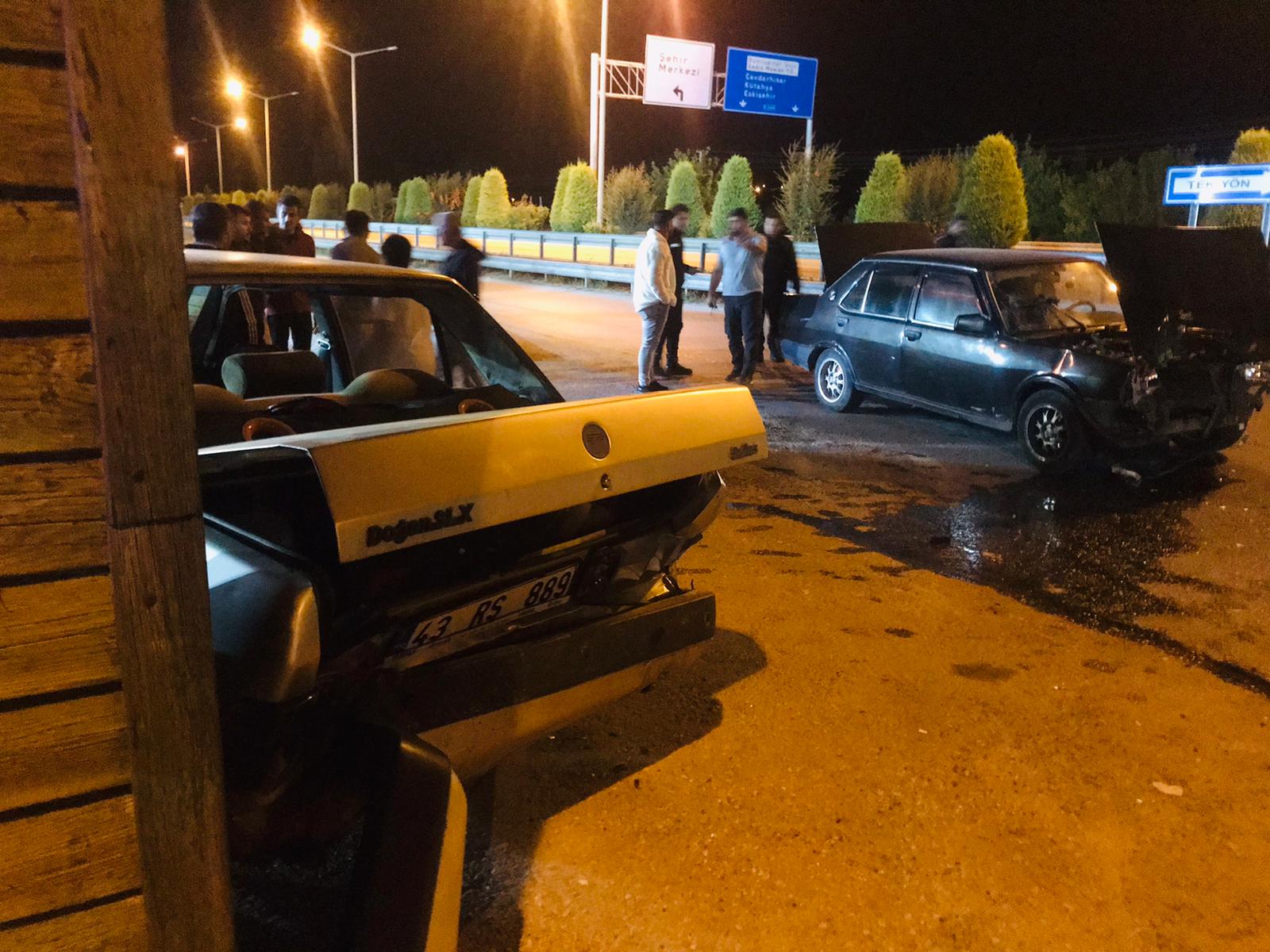 Gediz’de Trafik Kazası: 1 Yaralı
