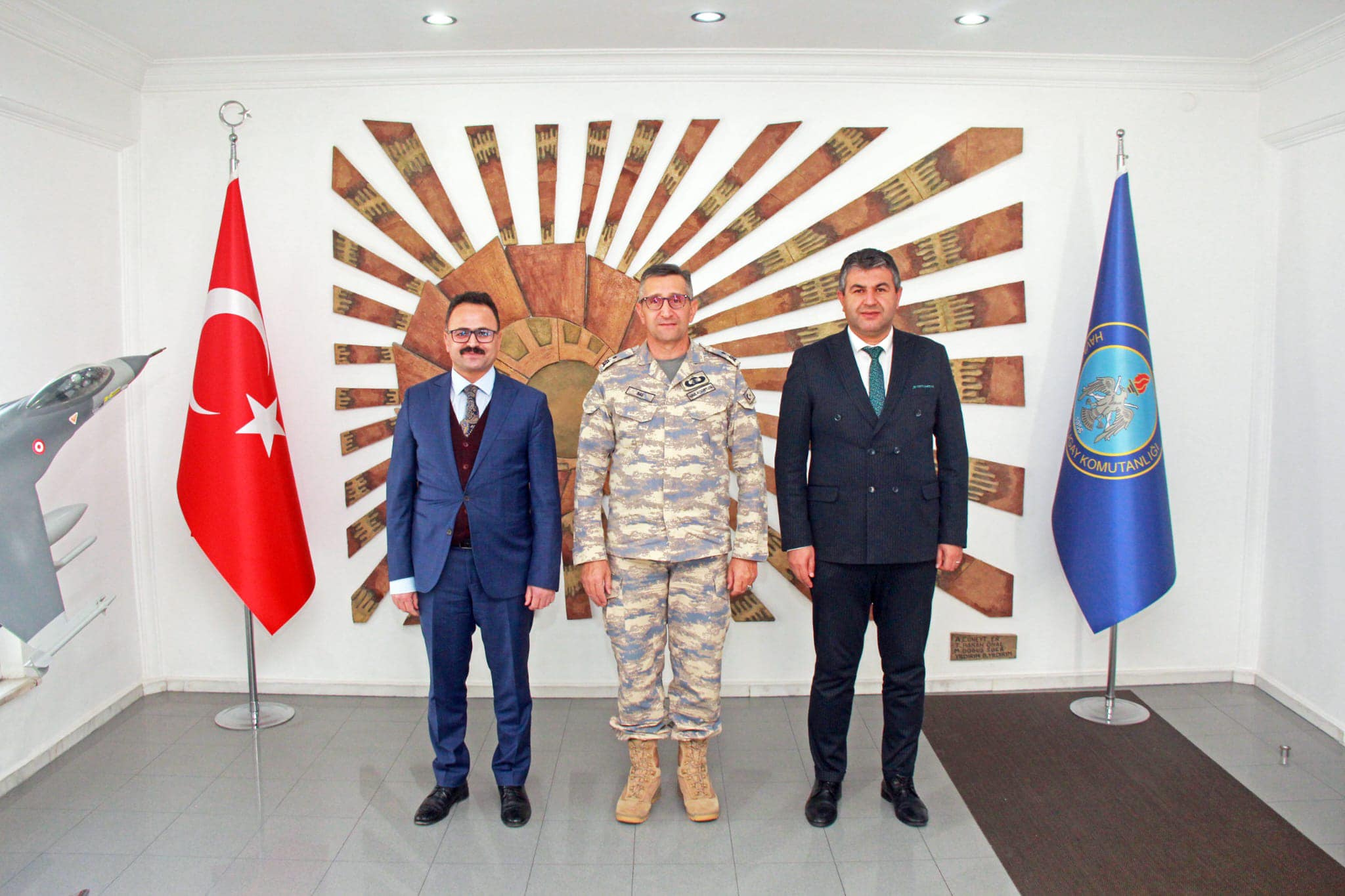 GEDİZ KAYMAKAMI VE BELEDİYE BAŞKANI KÜTAHYA’DA RESMİ ZİYARETLERDE BULUNDU