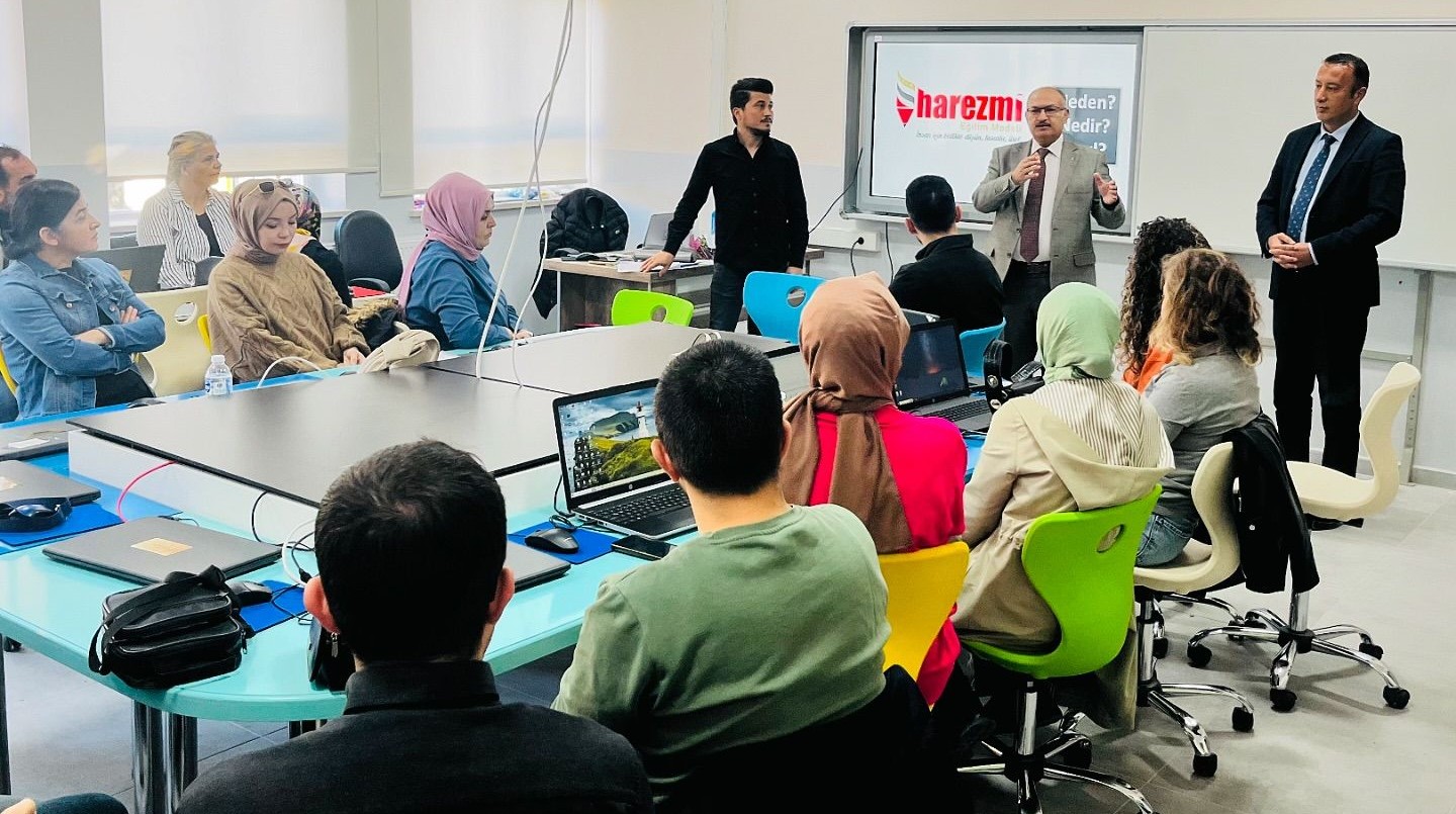 GEDİZ’DE HAREZMİ EĞİTİM MODELİ SEMİNERİ BAŞLADI