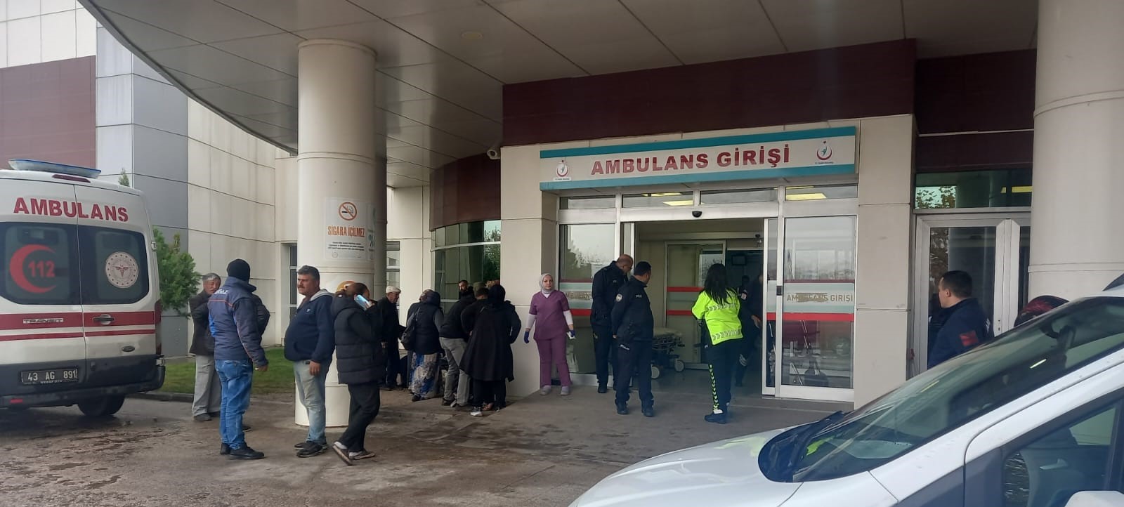 GEDİZ’DE AMCA YEĞENİNİ VURDU; 1 ÖLÜ 2 YARALI