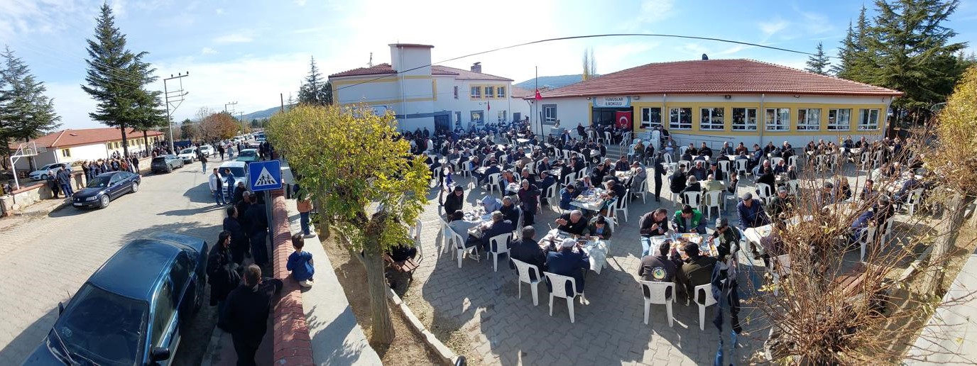 GEDİZ’İN YUNUSLAR KÖYÜ’NDE YAĞMUR DUASI PROGRAMI GERÇEKLEŞTİRİLDİ