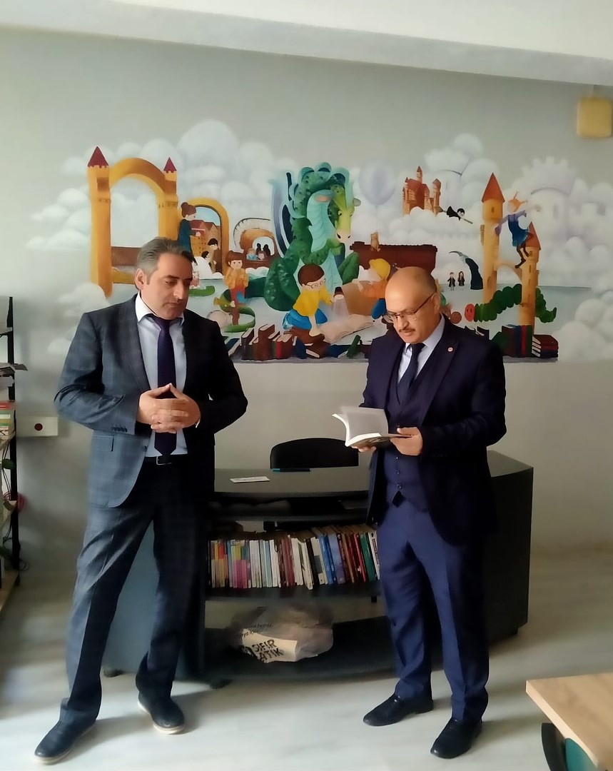 GEDİZ’DE EN ÇOK KİTAP OKUYAN ÖĞRENCİLERE BURSA GEZİSİ ÖDÜLÜ