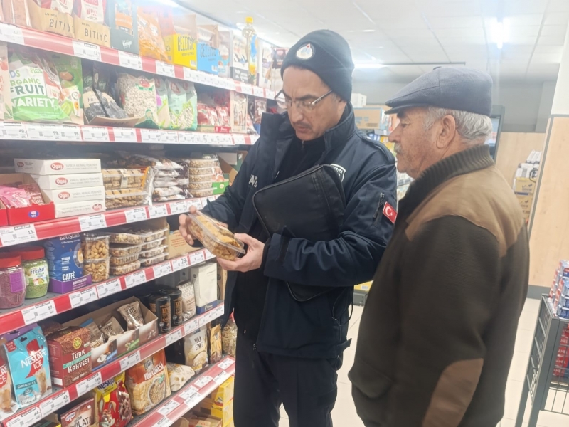 GEDİZ BELEDİYESİ ZABITA MÜDÜRLÜĞÜ, TÜKETİCİ HAKLARINI KORUYOR