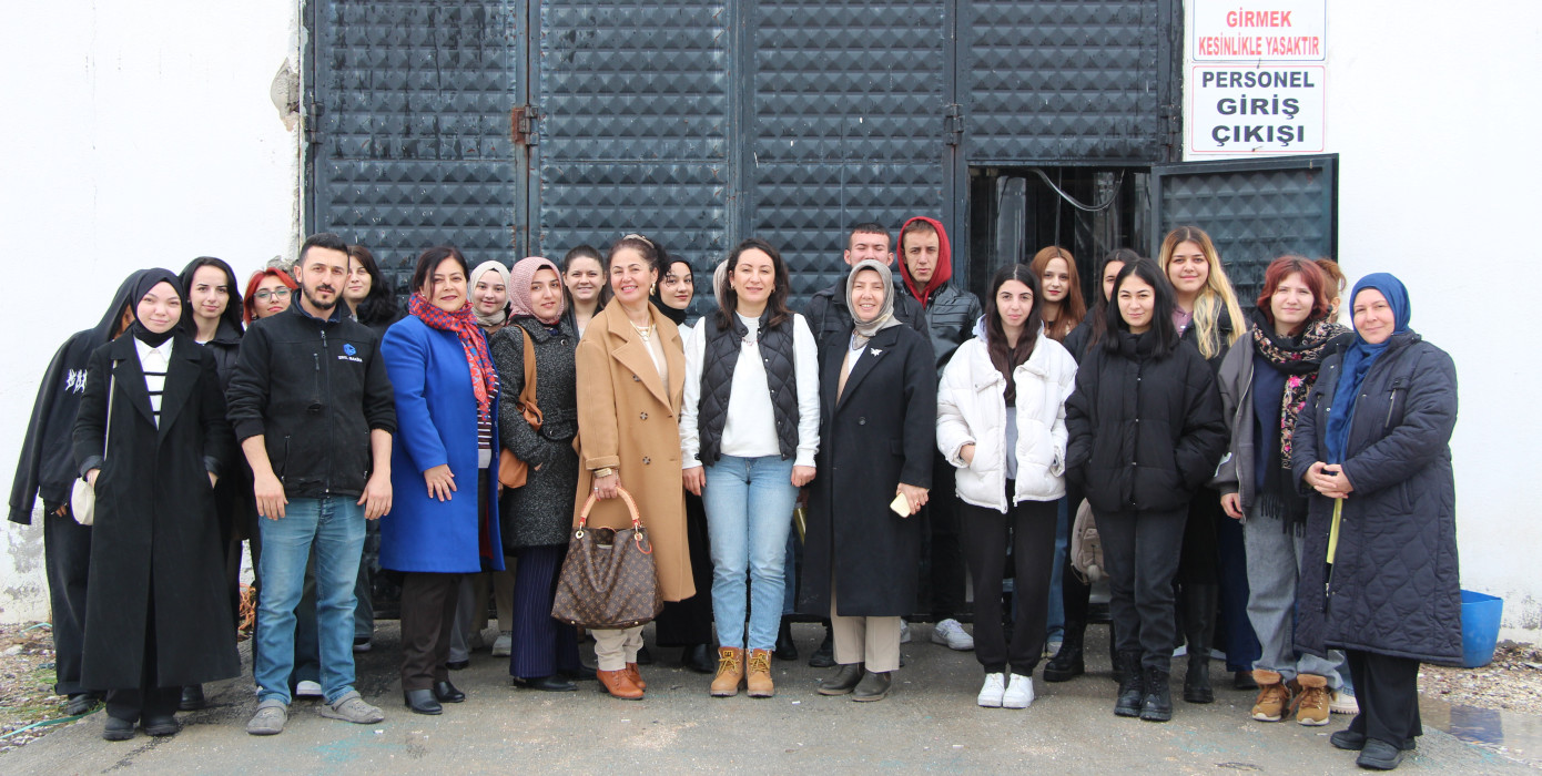 Gökler Beldesinde Güneş Enerjisi ve Sosyal Tesis Açılışı