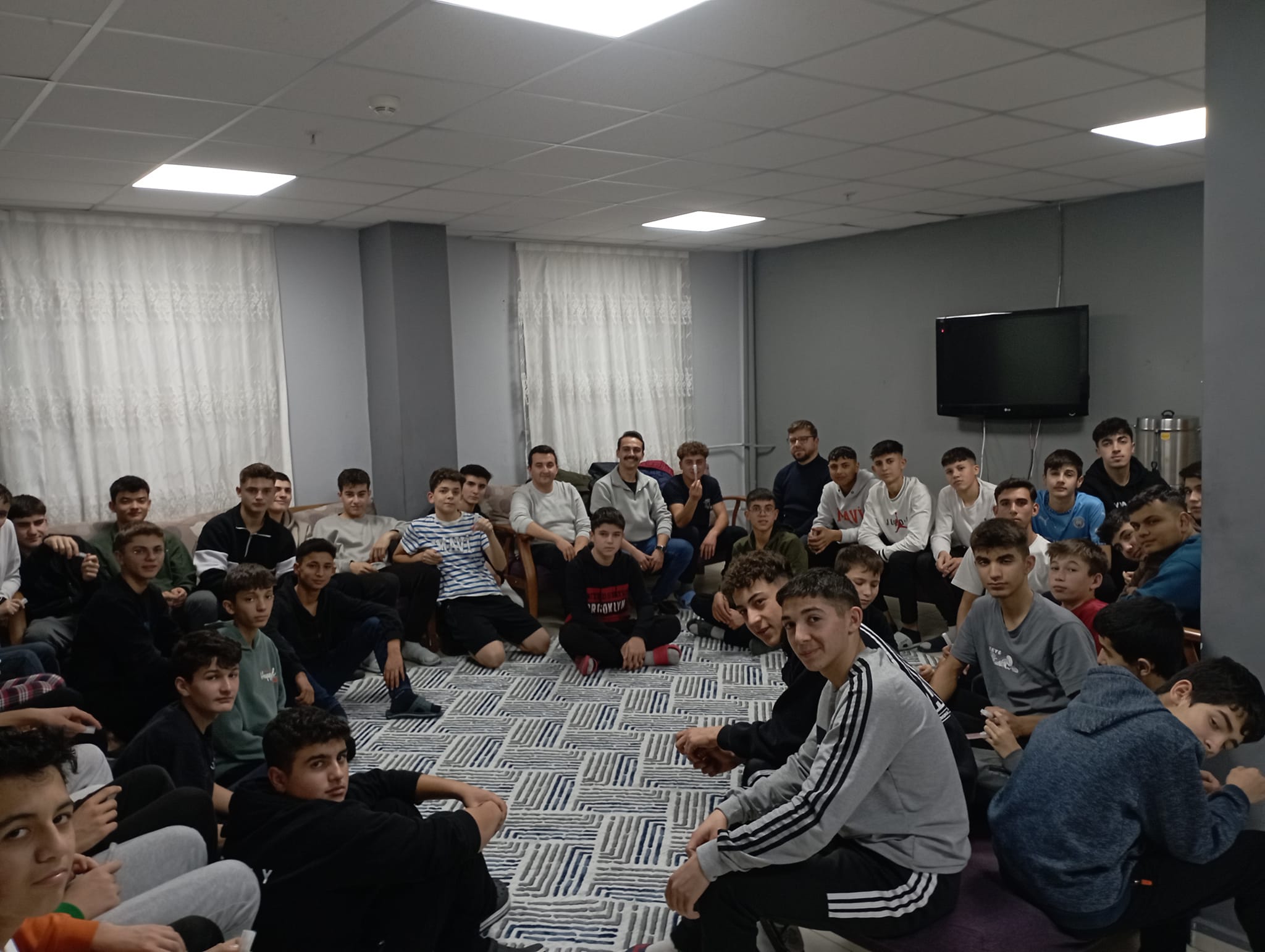 Gediz Müftülüğünden Öğrencilere “Temizlik Bilinci” Sohbeti