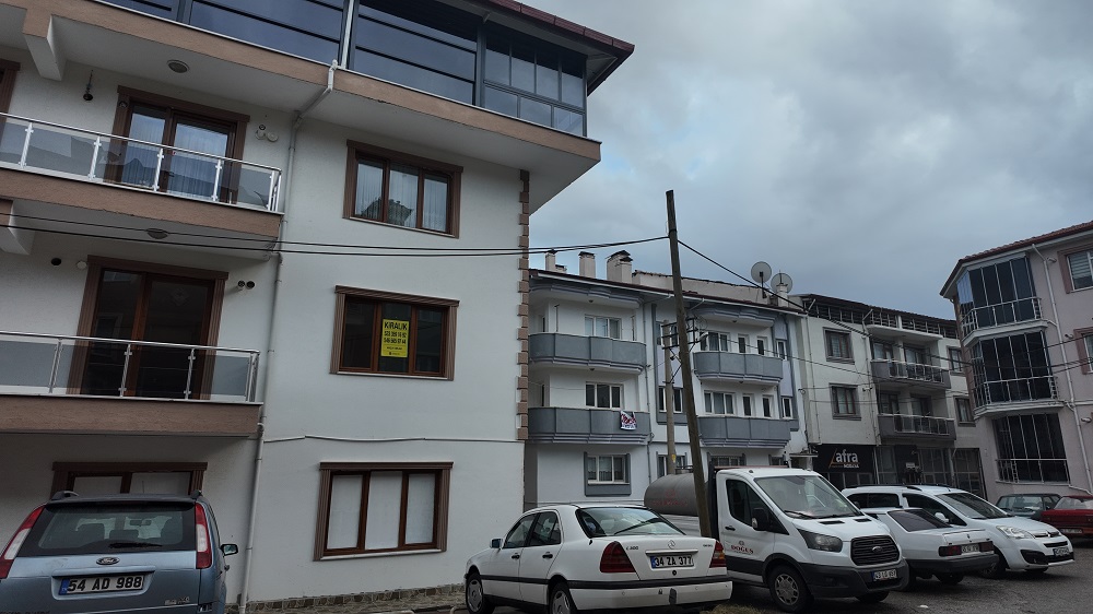 Gediz’de Artan Kira Fiyatları Vatandaşı Zorluyor