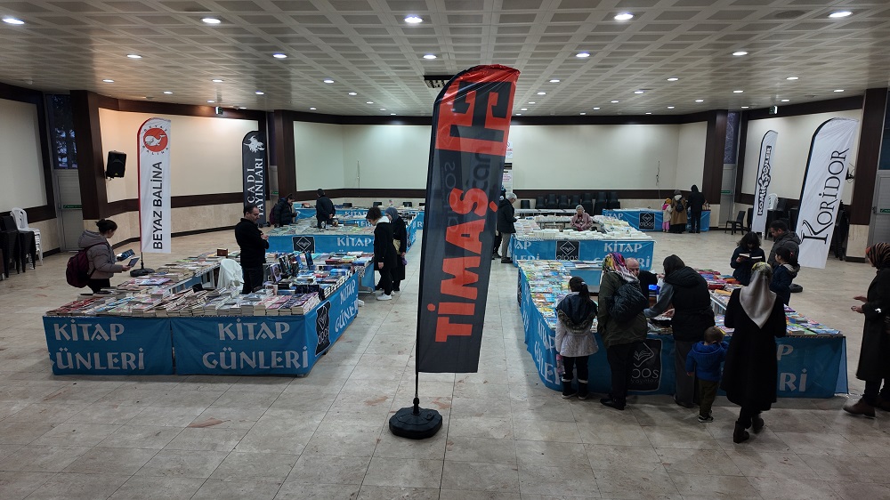 Gediz’de Kitap Günleri Başladı: Tolga Uluaydın ve 25 Yayınevi Kitapseverlerle Buluşuyor