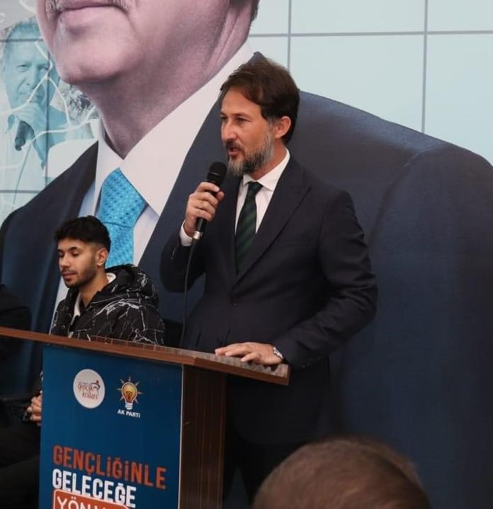 AK Parti Gediz İlçe Başkanı Osman Yılmaz: “Mevlânâ’nın Mesajları Gönüllerimizi Aydınlatıyor”