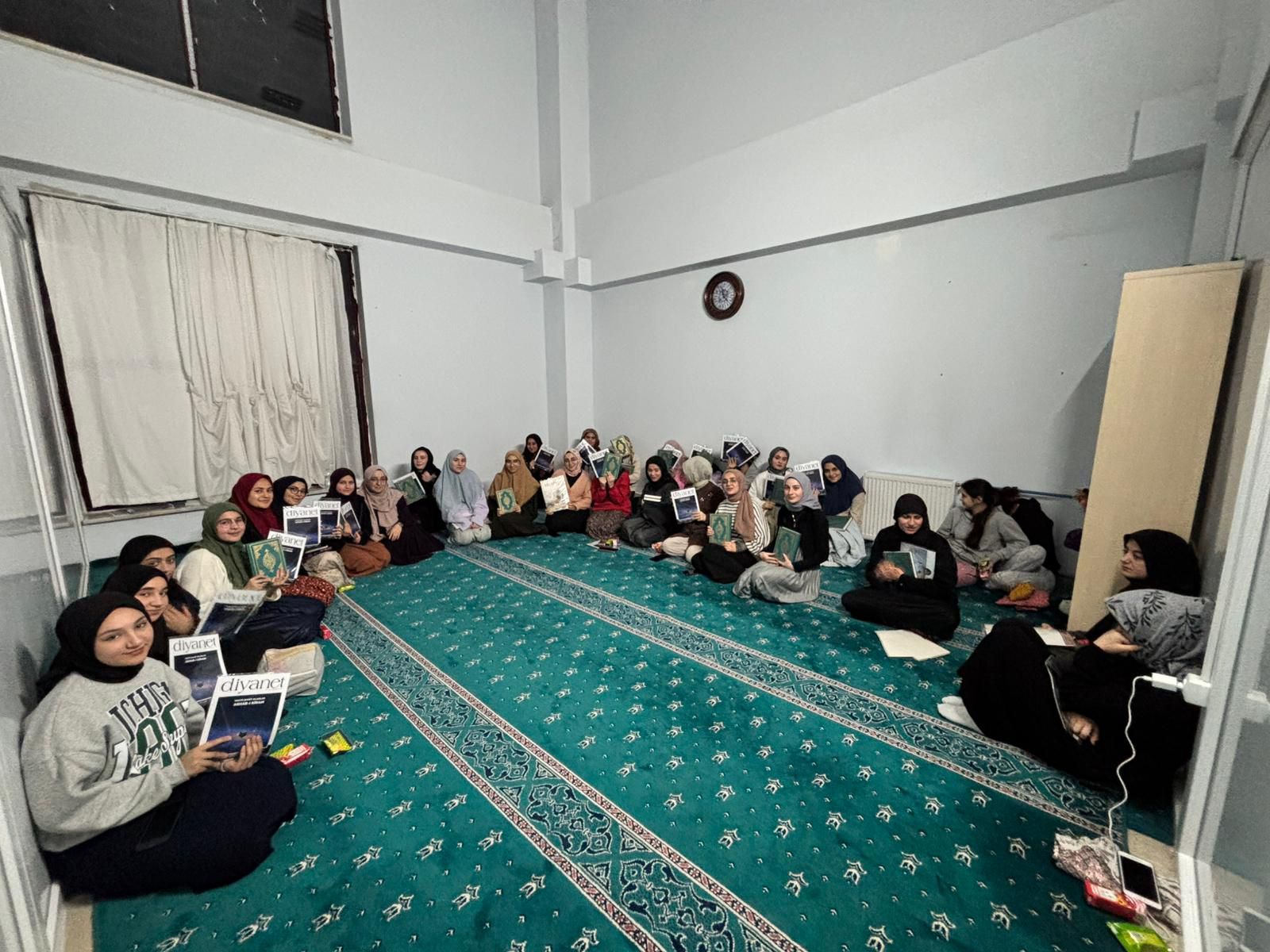 GEDİZ KYK YURTLARINDA MORAL VE MOTİVASYON ETKİNLİĞİ DÜZENLENDİ