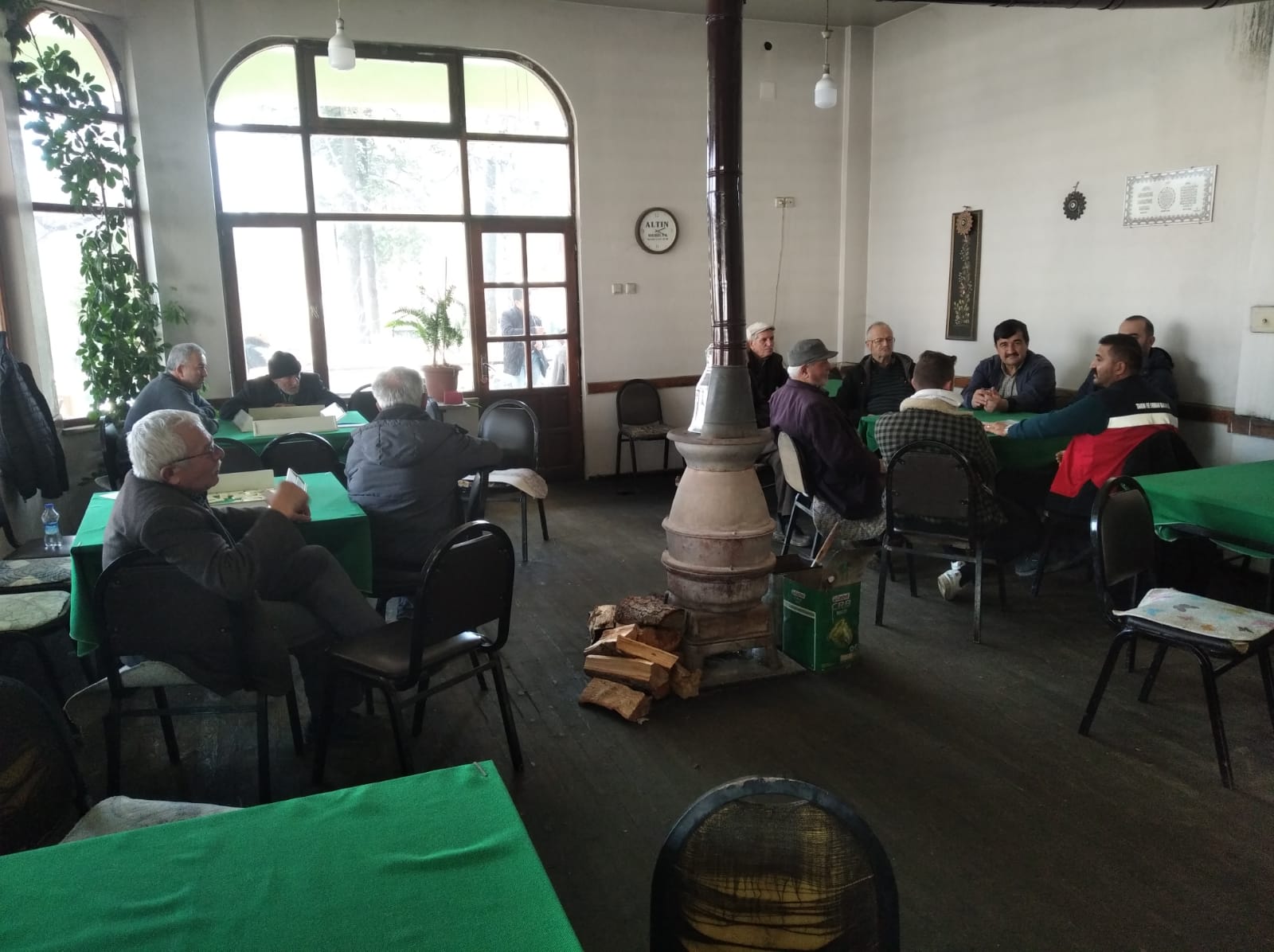 GEDİZ İLÇE TARIM VE ORMAN MÜDÜRLÜĞÜ ÇİFTÇİLERE EĞİTİMLERİNİ SÜRDÜRÜYOR