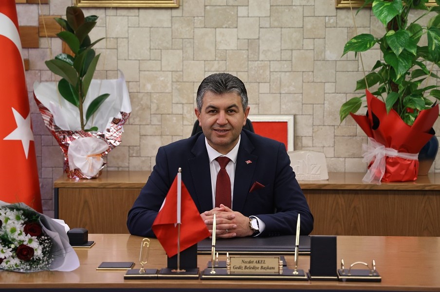 Gediz Belediye Başkanı Necdet Akel’den Yeni Yıl Mesajı