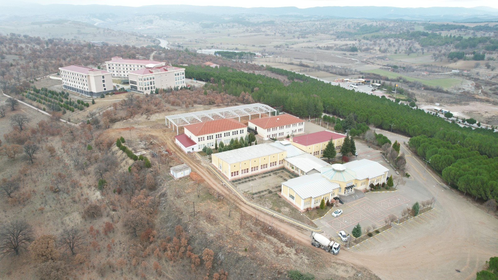 GEDİZ SAĞLIK BİLİMLERİ MESLEK YÜKSEKOKULU EK BİNA İNŞAATI YÜKSELİYOR